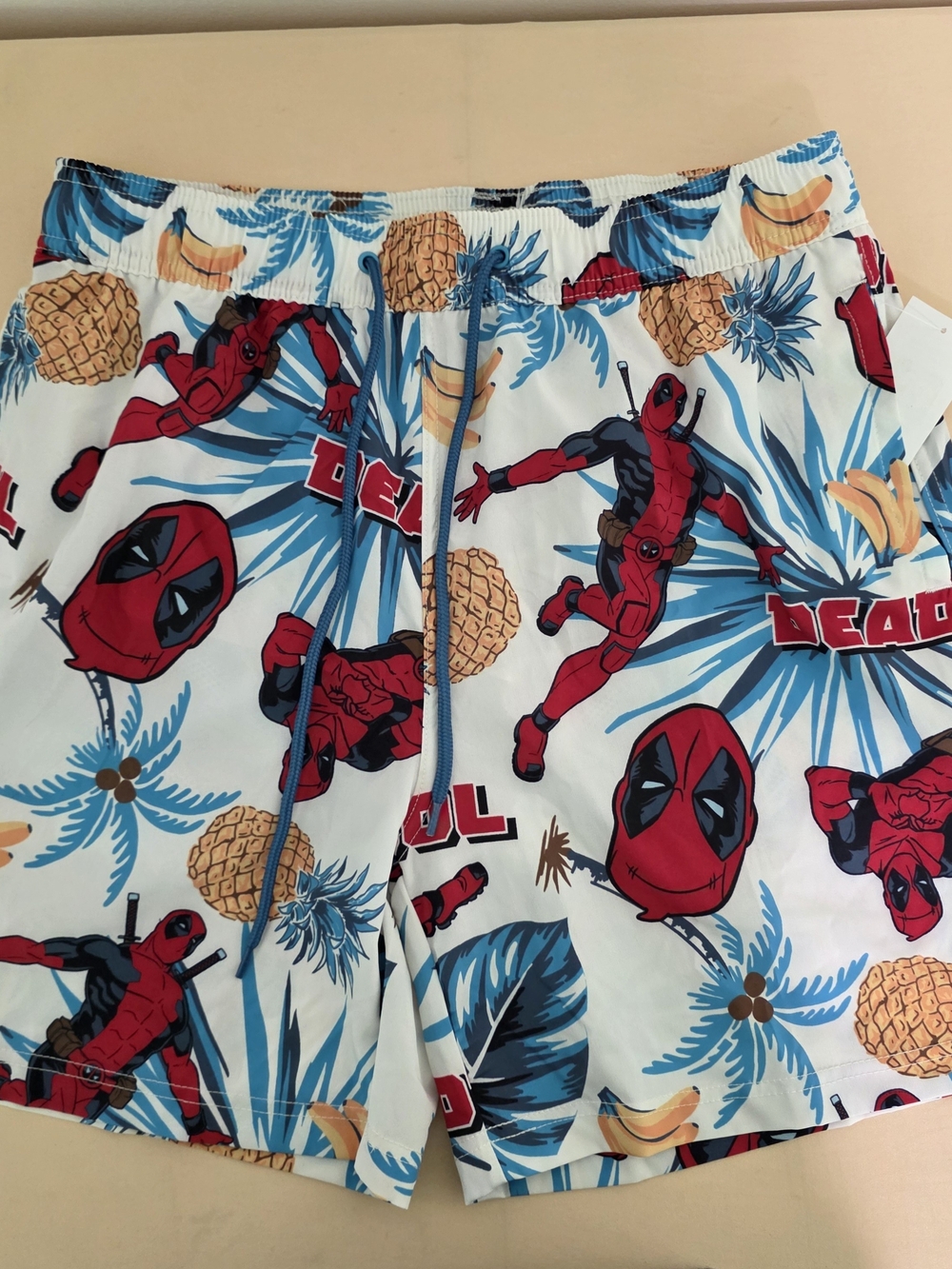 Marvel Deadpool Print Men's Swim Trunks Shorts in White and Red